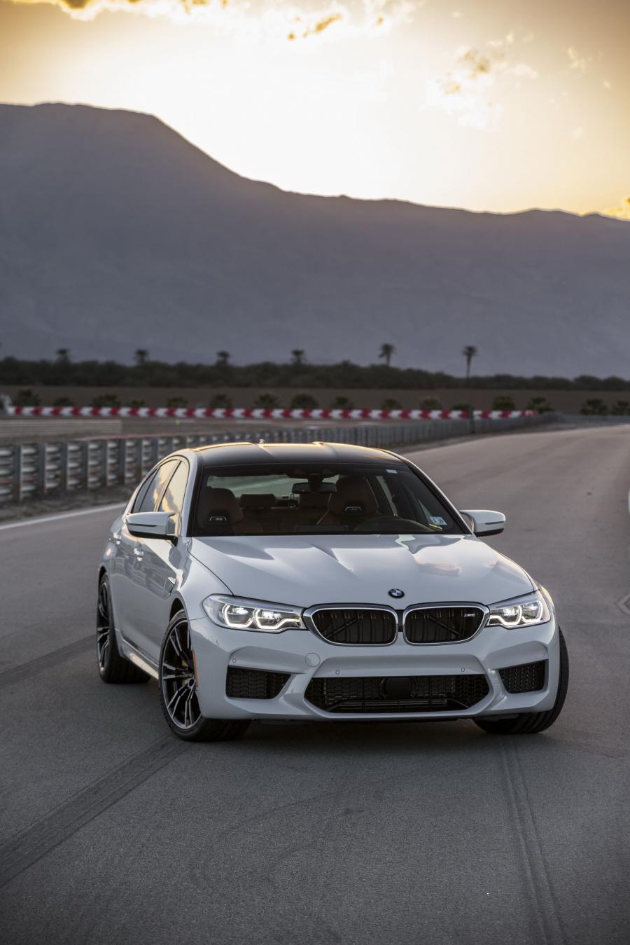  BMW M5 (F90) 2018 года  (NA) (фото 27 из 40)